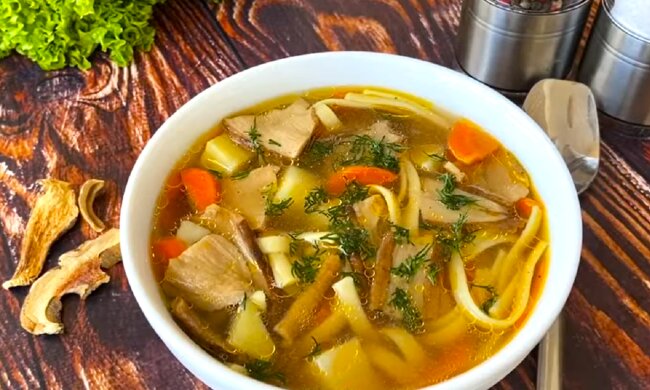 Грибна юшка. Фото: YouTube