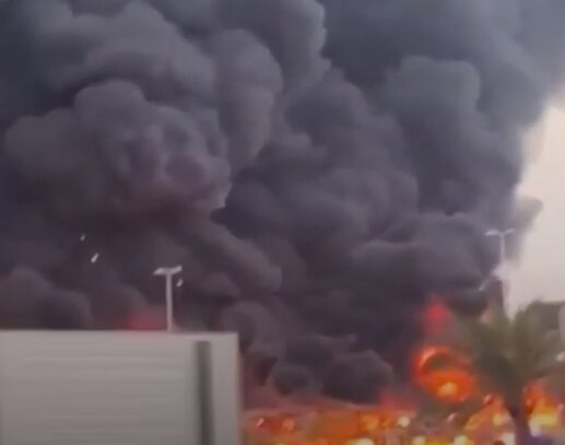 Огонь на рынке: Скриншот YouTube