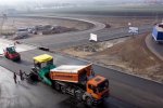Ремонт дорог в Украине, фото: скриншот с YouTube