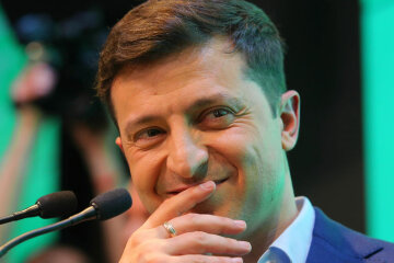 Справедливость восторжествовала: Зеленский вернул на должность уволенного Петром Порошенко высокого чиновника