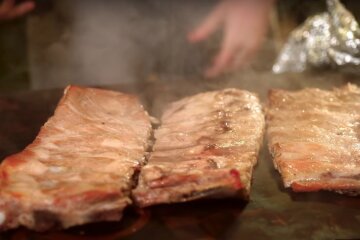 Їжа. Фото: YouTube, скрін