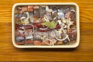 Оселедець. Фото: YouTube