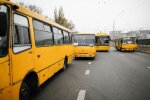 Киевские маршрутки разваливаются на ходу: до конечной так и не доехали, видео