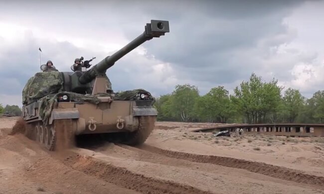 Гаубиця Krab. Фото: YouTube, скрін