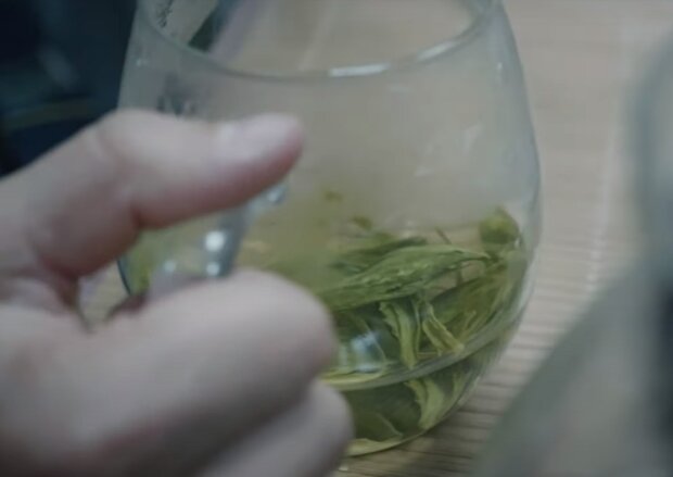 Зеленый чай. Фото: YouTube, скрин