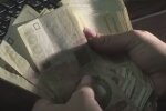 Деньги. Фото: скриншот YouTube-видео
