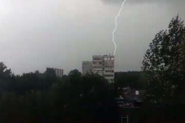 Дождь и гроза. Фото: скриншот YouTube-видео