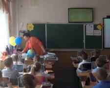 Урок в школе. Фото: скриншот YouTube-видео