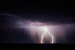 Гроза. Фото: YouTube, скриншот