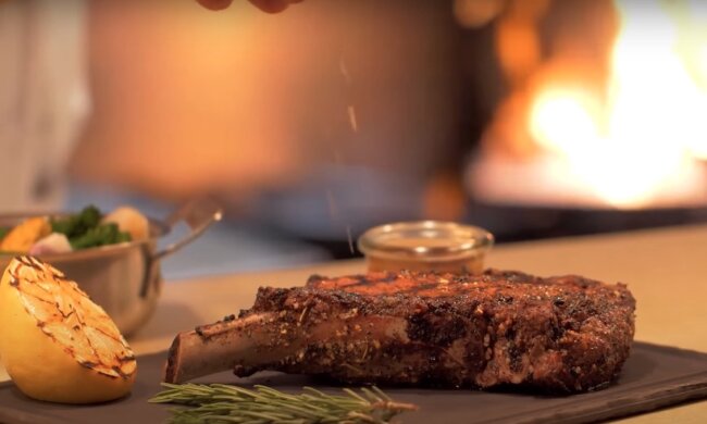 Їжа. Фото: YouTube, скрін