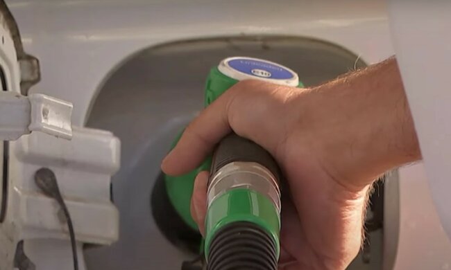 АЗС. Фото: скриншот YouTube-видео