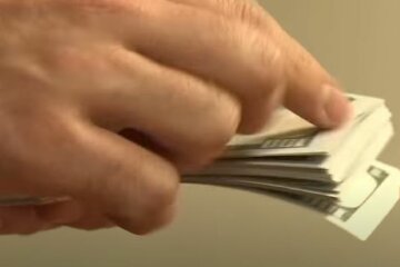 Курс доллара, прогноз эксперта. Фото: скриншот Youtube