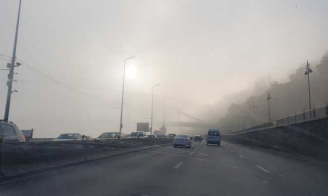 Густой туман накрыл всю территорию Украины. Фото: 24Канал