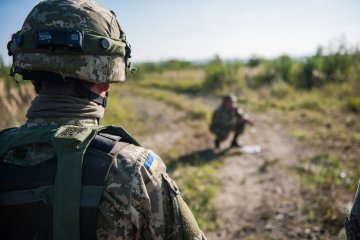 Перемирие на Донбассе и свобода украинских пленных. Подробности переговоров