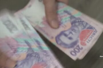 Хватит на хлеб и все: украинцам увеличили важные выплаты - сумма обескуражила всех