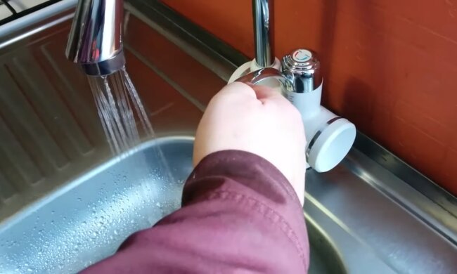 Вода. Фото: Youtube