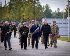 Шістьох Героїв повернула Кіровоградщина: на меморіальному кладовищі вшанували загиблих воїнів