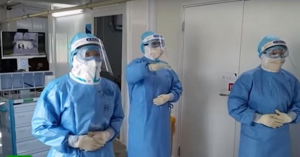 Китайские медики рассказали о методах борьбы с вирусом. Фото: скриншот YouTube