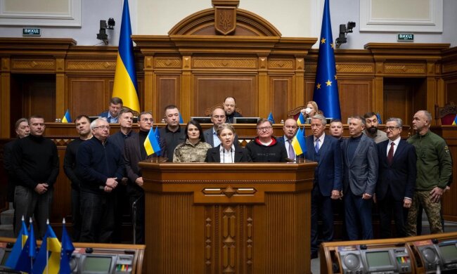 "Батьківщина" підтримала звільнення міністрів-учасників корупційного скандалу в енергетиці