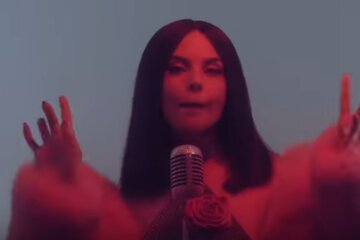 Текло по всему телу: Настя Каменских позволила себе лишнего
