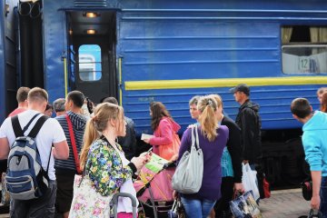 Закарпатье массово покидают люди. После масштабного ЧП все бегут за границу