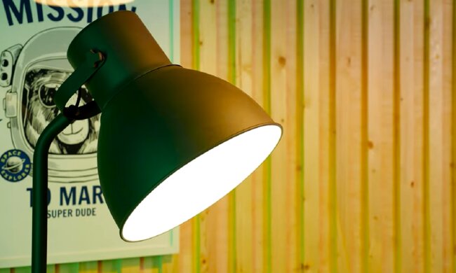 Лампа. Фото: YouTube