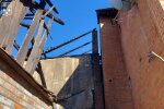 Последствия удара дрона по жилому дому в Сумах, Заречный район