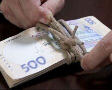 Вас беспокоит налоговая: киевлян предупредили , оставят без последней копейки
