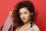 Вот это она себе булки отрастила: Оля Цибульская мощно потрусила своими прелестями в поезде и прикрылась простыней