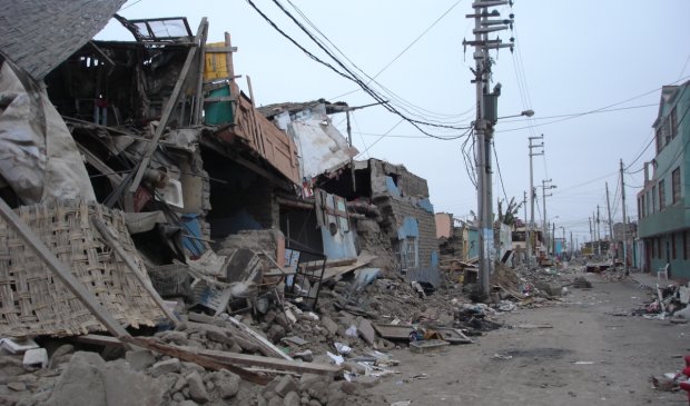 Катастрофическое землетрясение в Перу. Восемь баллов из десяти! Появились фото и видео разрушений