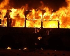 На трассе в Житомирской области горел автобус с пассажирами. Фото из открытых источников
