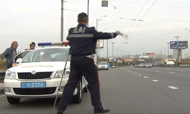 В МВД будут отправлять "письма счастья" водителям, фото: Скриншот YouTube
