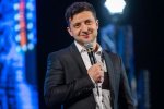 Квартал-95 посвятил Зеленскому песню, в которой некрасиво назвали власть и пошутили про нос Порошенко