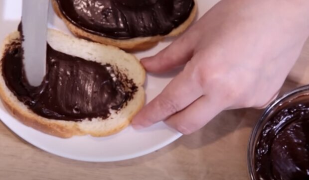 Шоколадная паста, скриншот из YouTube