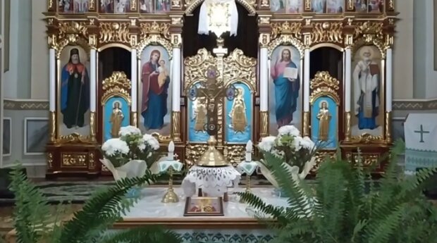 Церковь на Троицу. Фото: скриншот YouTube-видео