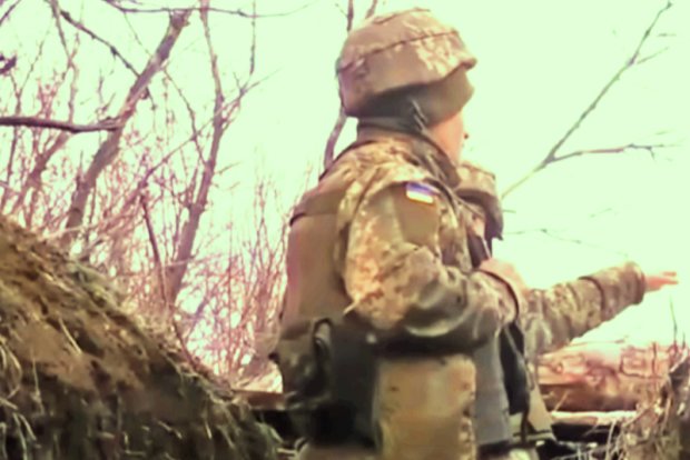 Война на Донбассе, фото: Стена