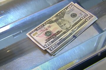 Курс валют. Фото: YouTube, скрин