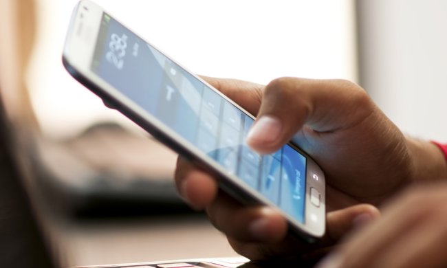 смартфон, фото: pershij.com.ua