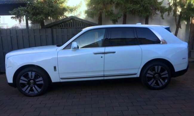 Rolls-Royce Cullinan. Фото: скриншот YouTube