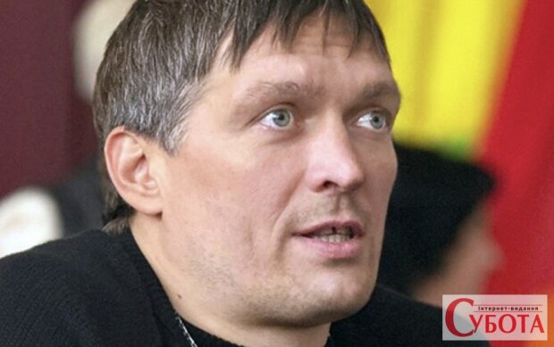 Олександр Усик на рингу. Фото: Субота