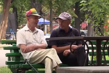 Пенсіонери. Фото: скріншот YouTube-відео
