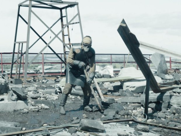 Сериал «Чернобыль»: легендарный водолаз получает копейки от государства. Он спускался под реактор