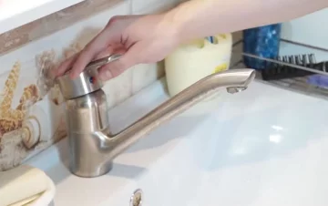 Отключения. Фото: скриншот Youtube