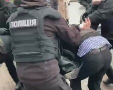 Задержания полицией. Фото: скриншот Youtube-видео