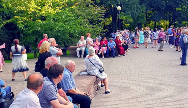 В Україні відновили пенсійні правила. Фото: YouTube