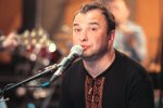 Молодая возлюбленная Виктора Павлика выставляет напоказ отношения с артистом. Фото