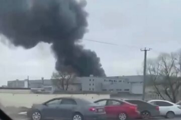 Пожежа у пітері. Фото: скріншот Telegram-відео