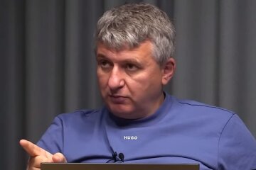 Юрий Романенко. Фото: скриншот YouTube-видео