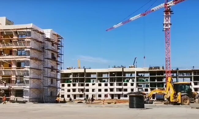 Стройка.  Фото: скриншот YouTube-видео