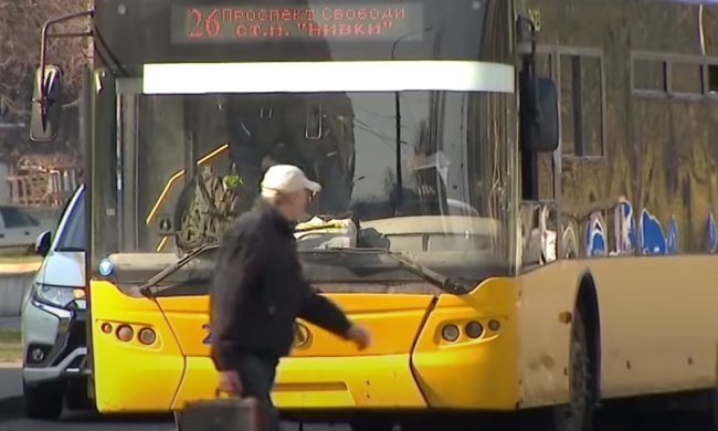 Когда в Украине запустят транспорт. Фото: Факты, скрин